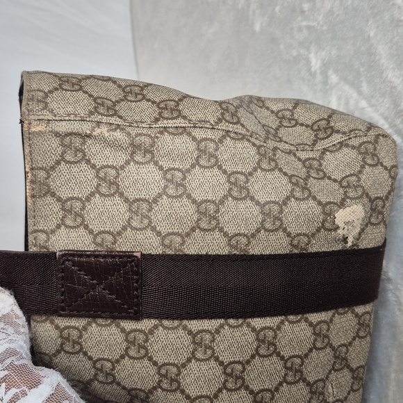 Gucci GG Supreme Vintage Small Tote Bag - Picture 14 of 17